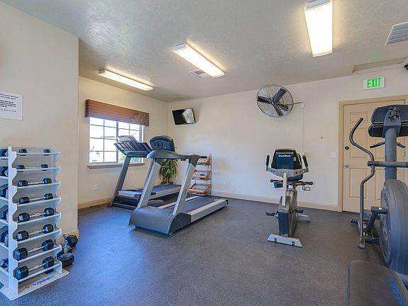 4th image of 3155 S Hidden Valley Dr Unit 316