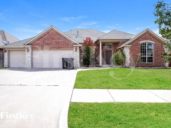 17100 Holly Burn Cir, Edmond, OK 73012