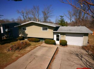 1230 W Jolly Rd #1230, Lansing, MI 48910