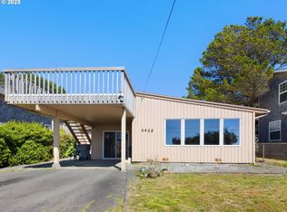 4463 Pacific Ave, Cannon Beach, OR 97110