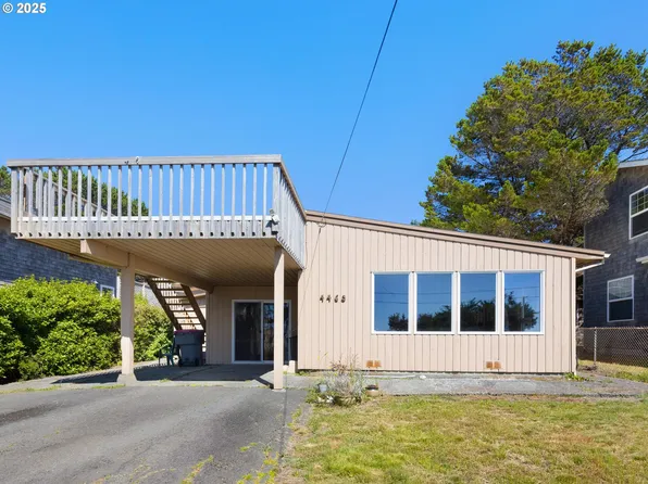 4463 Pacific Ave, Cannon Beach, OR 97110