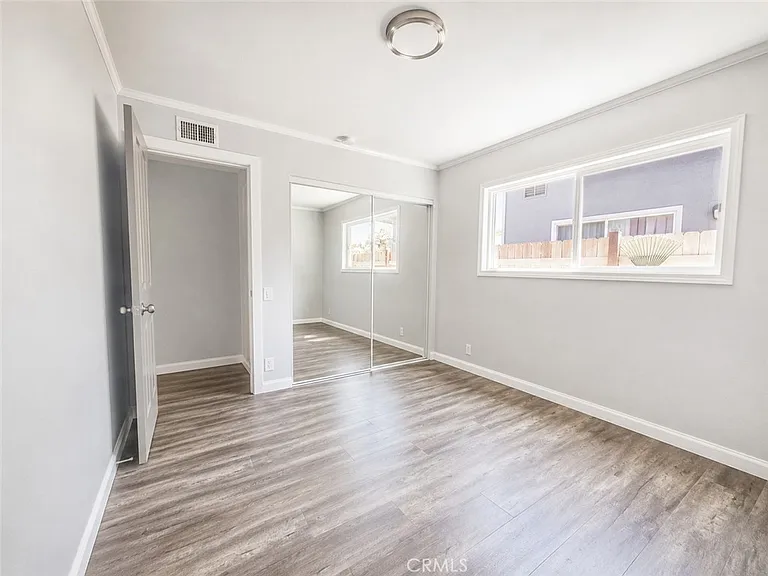 6624 Gross Ave — Photo 9