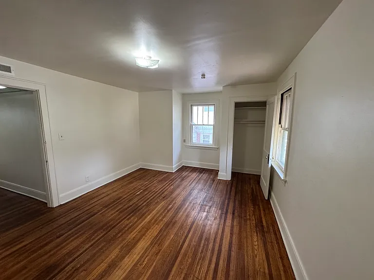 1270 Rutledge Ave — Photo 13