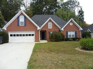 809 Georgian Point Dr, Lawrenceville, GA