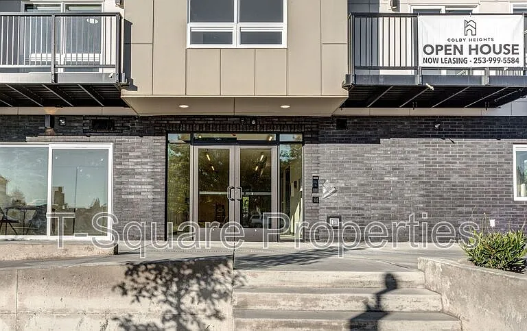 3402 Colby Ave — Photo 35