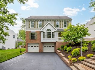 5743 Villahaven Dr, Pittsburgh, PA