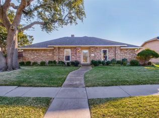 2413 Parkside Dr, Garland, TX 75040