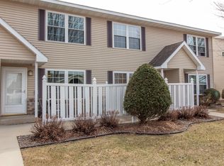 6118 S Pointe Dr SW #1, Rochester, MN 55902