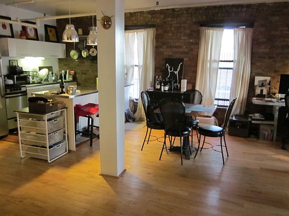 5th image of 337 Kent Ave #G3
