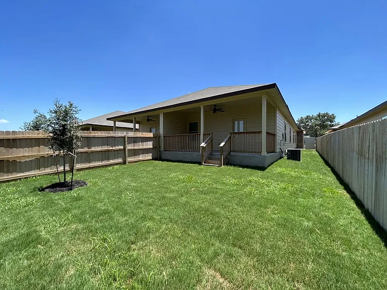10007 Westover Blf — Photo 10