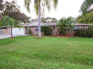 950 Mina Ave NE, Palm Bay, FL 32907