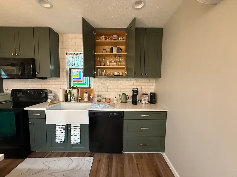 1011 E Caldwell St #B — Photo 9