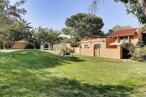 618 Meadow Green Ct SE — Photo 27