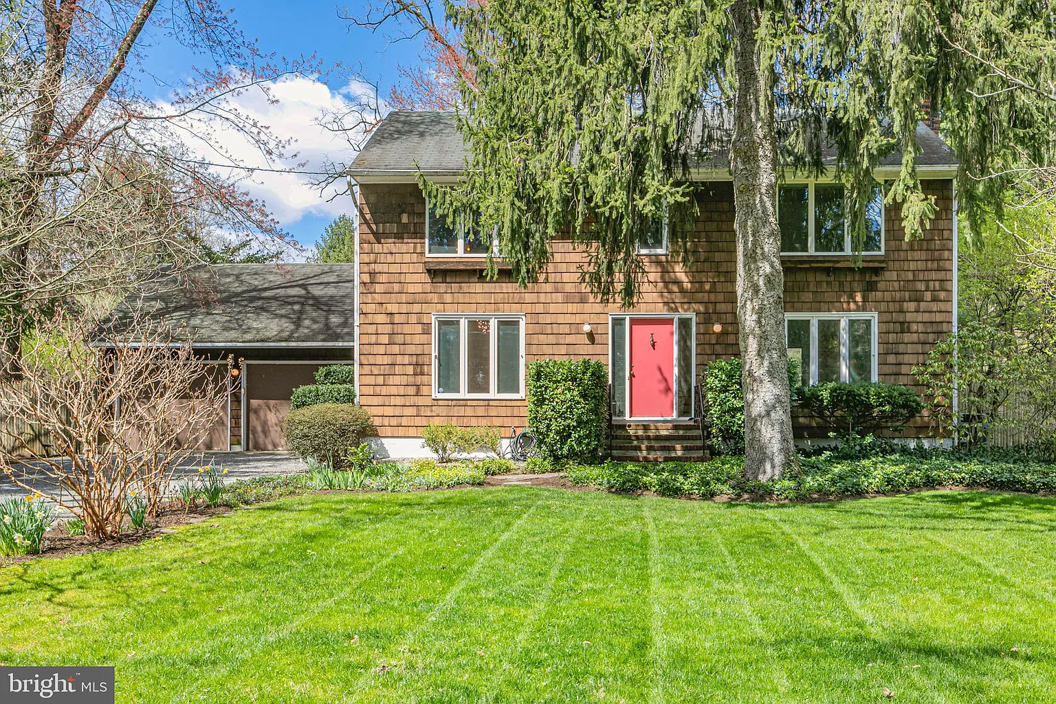 710 Prospect Ave photo 1