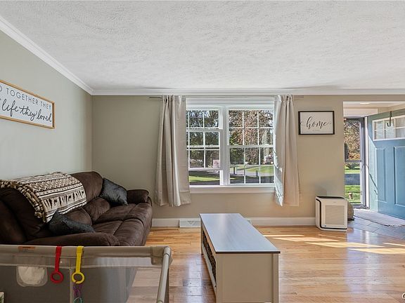 4th image of 14 Kent St