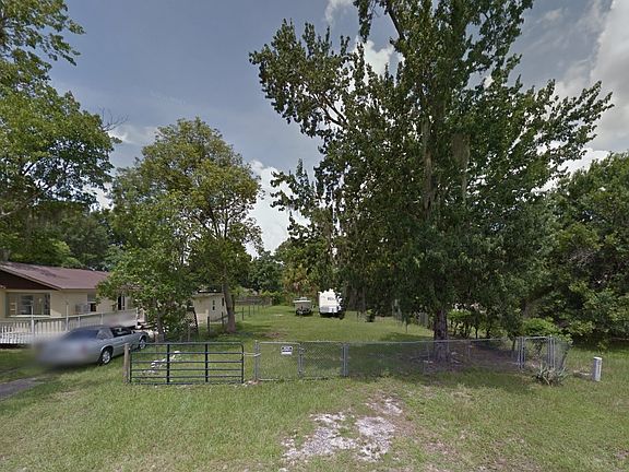 2nd image of 4890 N Magnolia Ave