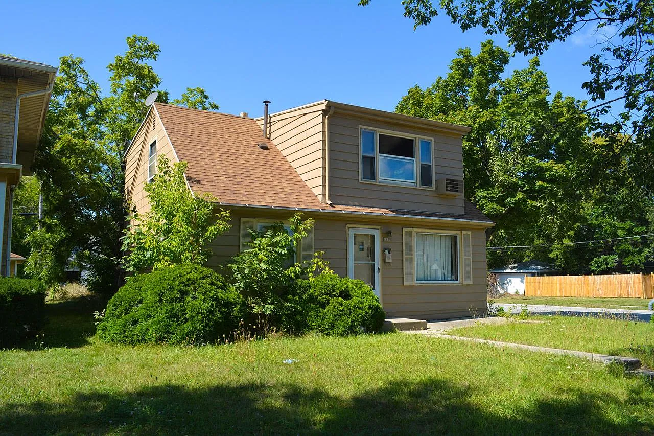 4375 North 61st STREET photo 1