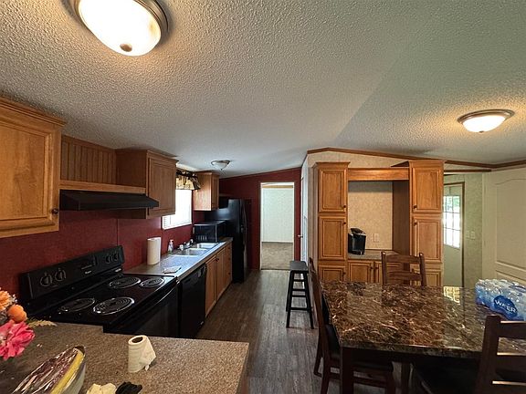 5th image of 3312 Hammett Hill Rd