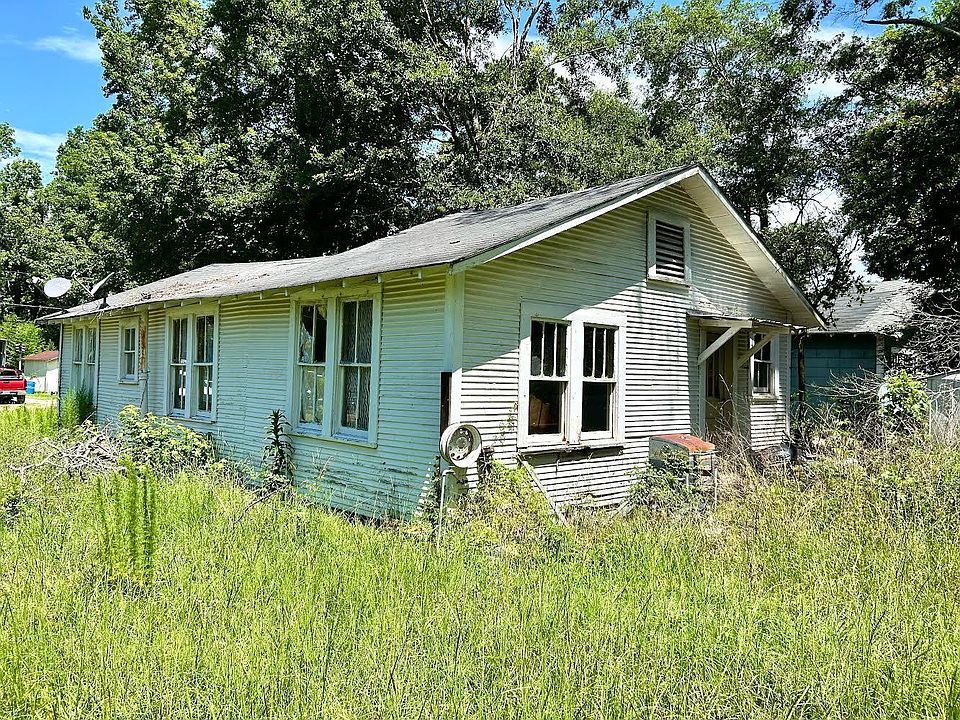 2nd image of N 12th St
