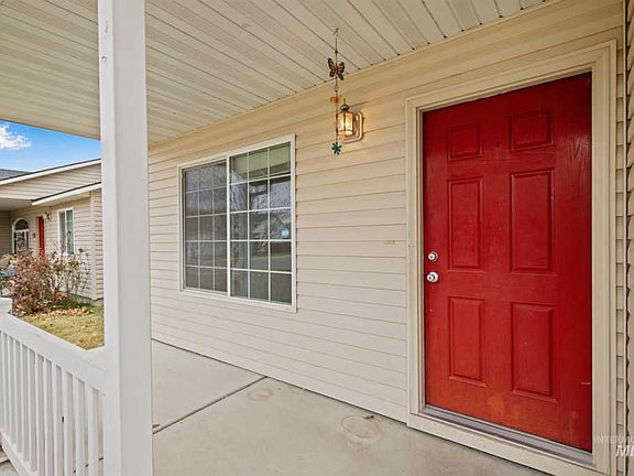 2nd image of 3067 S Avondale Ave
