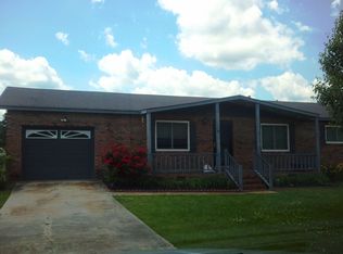 17 Fulgham Dr, Columbus, MS 39705