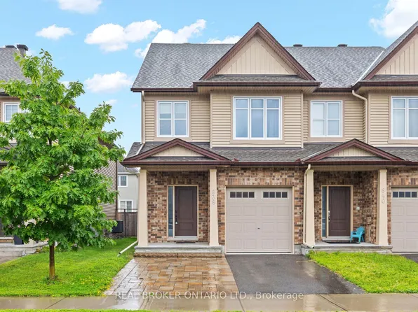 838 Cedar Creek Dr, Ottawa, ON K1T 0N6