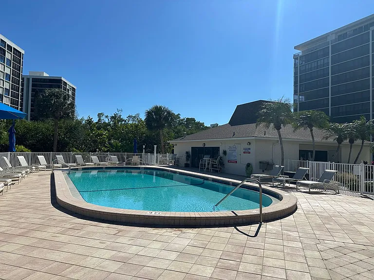 26171 Hickory Blvd #7C — Photo 44