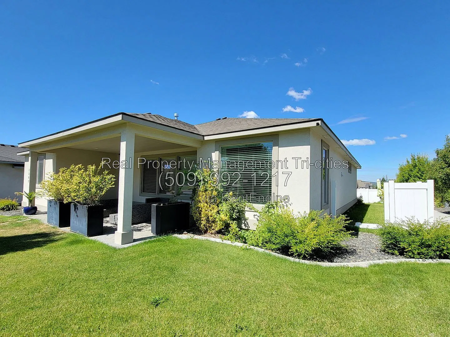 3 bed, 2.0 bath, 2000 sqft, $2,695 — Photo 3