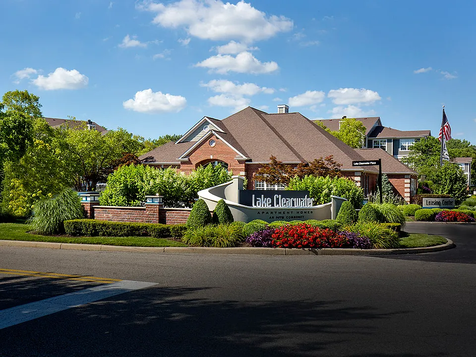 Lake Clearwater Apartments