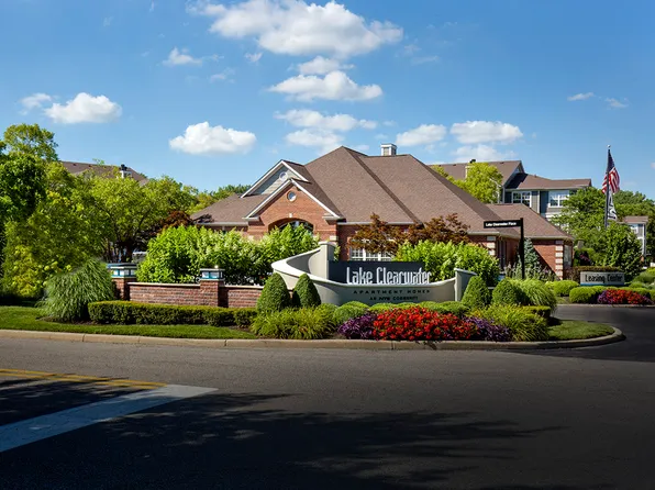 Lake Clearwater Apartments