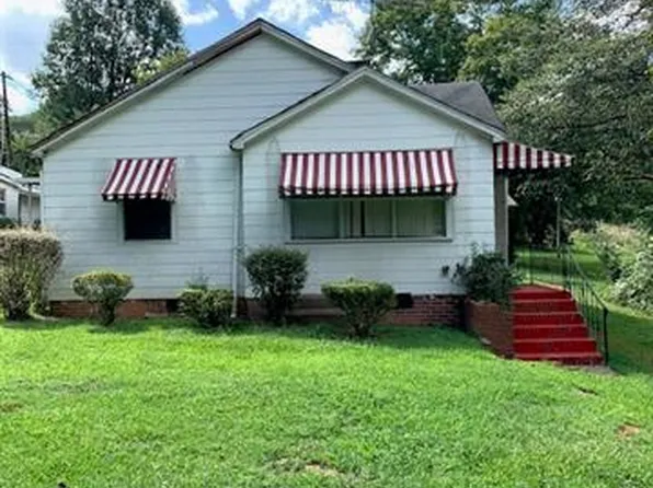 2020 Camp Greene St, Charlotte, NC 28208