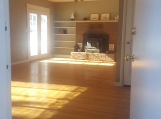 104 W Grandview Ave, Sunnyside, WA