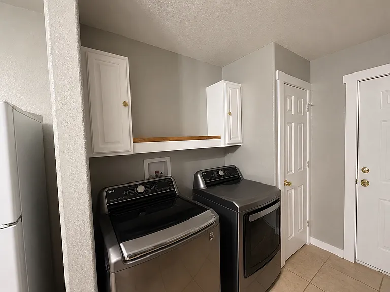 3504 & 3508 E Louisville St #3504 — Photo 6