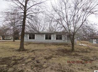 403 McKeage Ave, Hoyt, KS 66440