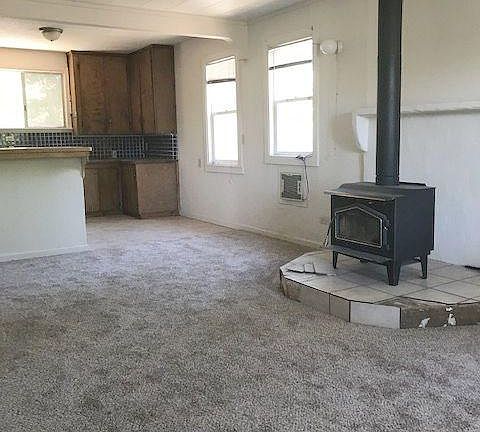 4th image of 3597 Vista St