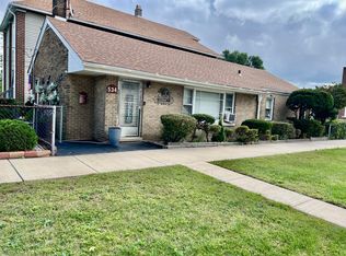 534 Penrhyn Pl, East Chicago, IN 46312