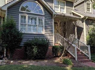 101 Loch Bend Ln, Cary, NC 27518