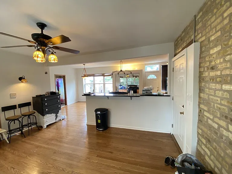 2108 W Hood Ave — Photo 5