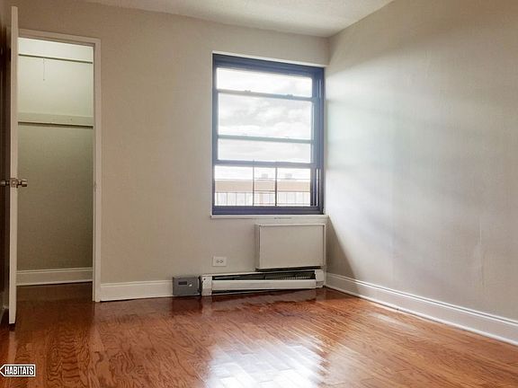 4th image of 1990 Lexington Ave APT 26G