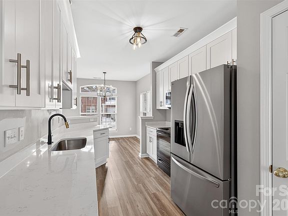 2nd image of 12811 Bullock Greenway Blvd