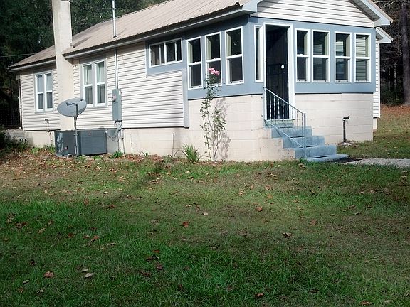 Back Porch/Laundry Rm