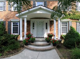 5443 Provincial Rd, Grand Blanc, MI 48439