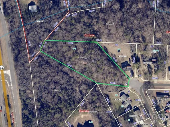 1800 Plumcrest Dr, Charlotte, NC 28216