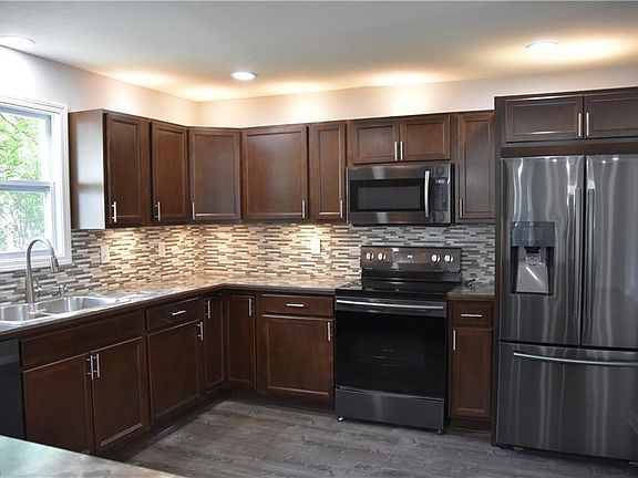 2nd image of 769 Orlando Ave