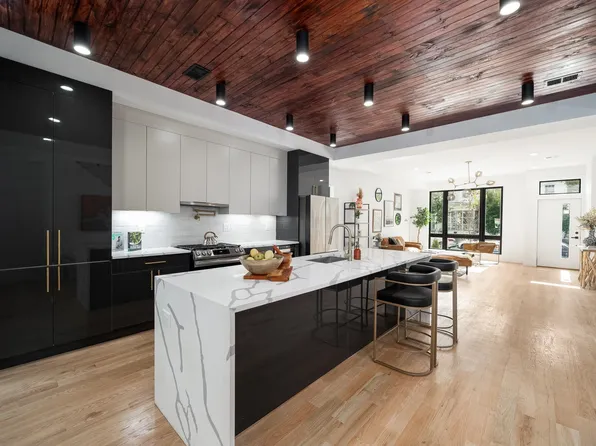 22 Beacon Ave Floor 1, Jersey City, NJ 07306