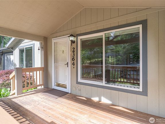 3rd image of 2364 Highland Loop