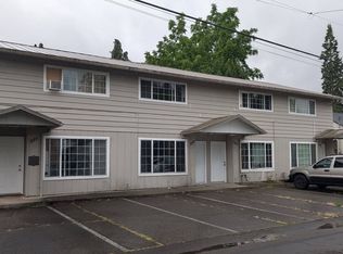 878 I St, Washougal, WA 98671