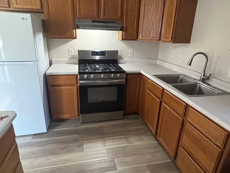 1710 Rogers Ave — Photo 13