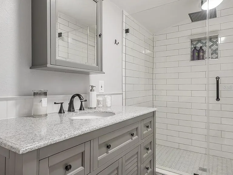 503 W Idlewild Ave — Photo 18