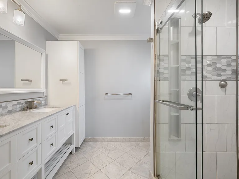 2525 Indianapolis Ave — Photo 16